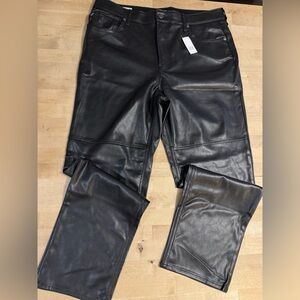 NWT GAP faux leather Black Cheeky Straight high rise pants